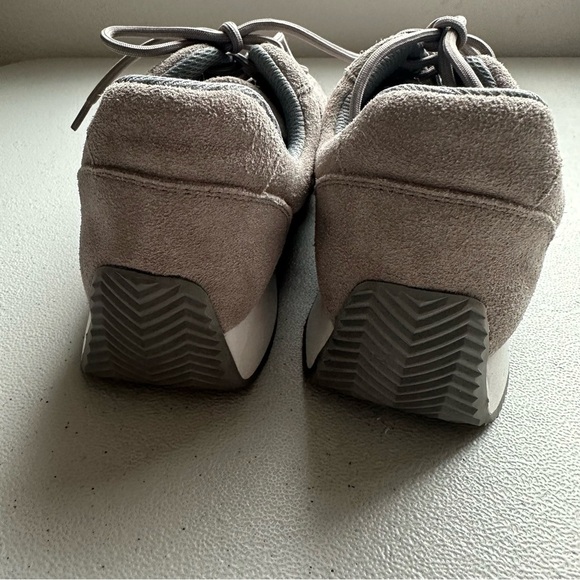 Eileen fisher woman’s sneakers - Picture 4 of 5